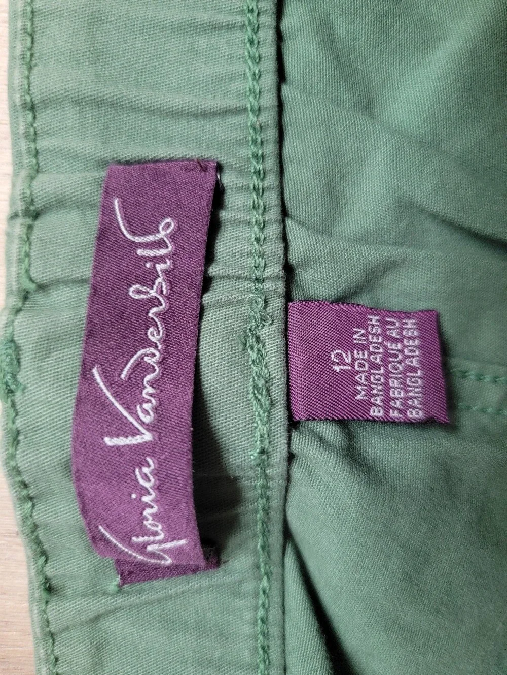 3 FOR $25 GLORIA VANDERBILT Casual Women's Green Shorts - Picture 5 of 10